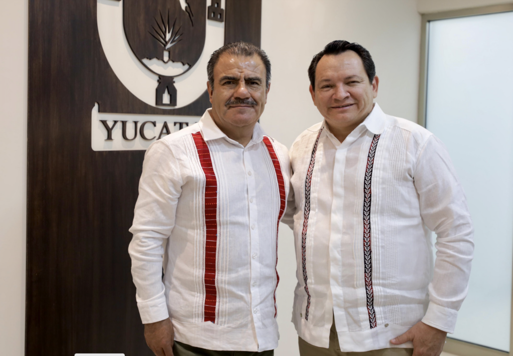 Certificados educativos, paso clave contra rezago en Yucatán